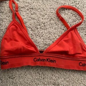 CALVIN KLEIN red bralette!